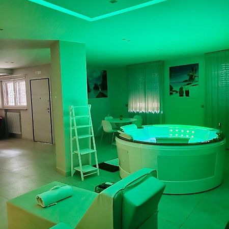 Suite169 In Villa Bari Bagian luar foto