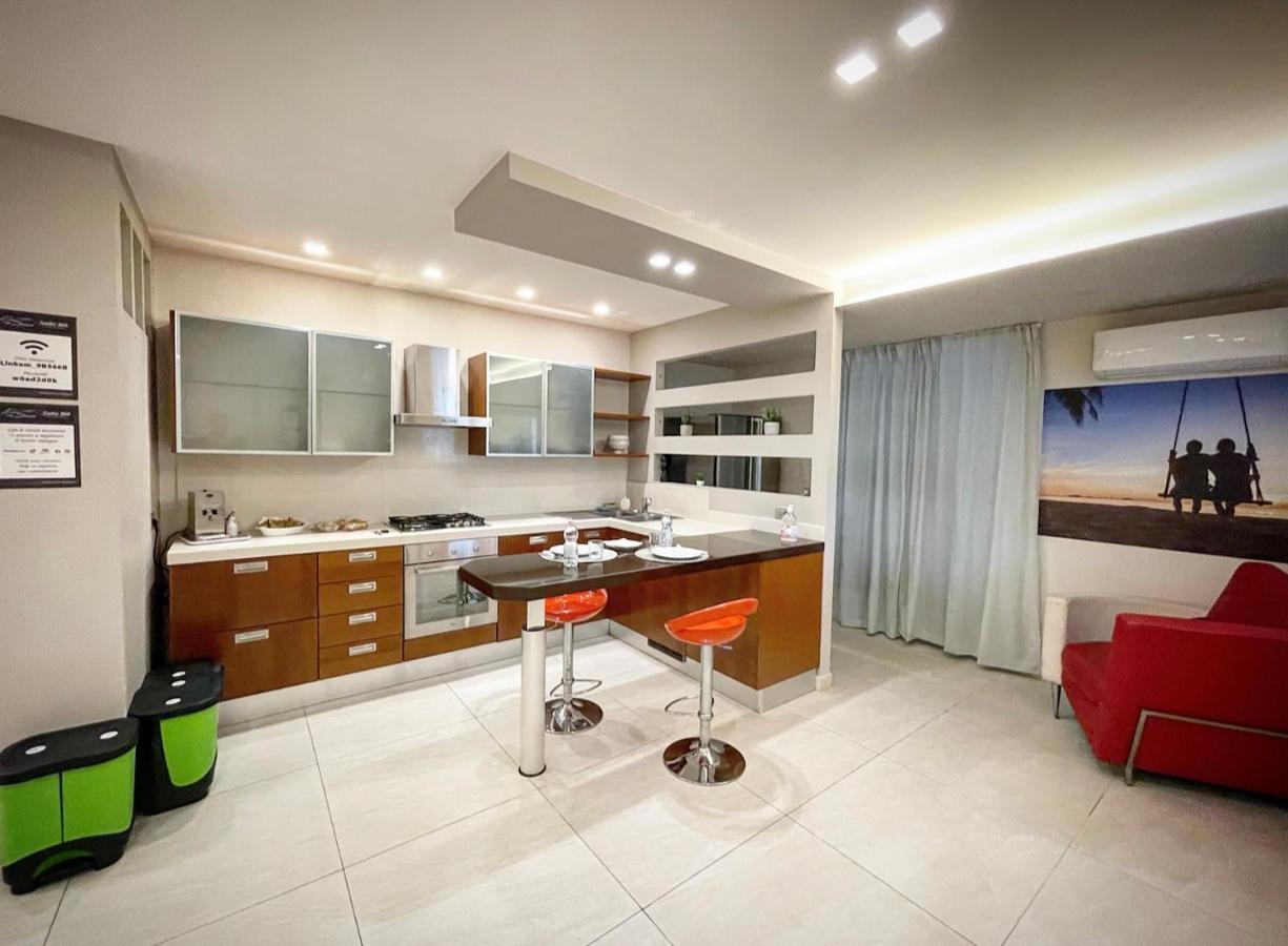 Suite169 In Villa Bari Bagian luar foto