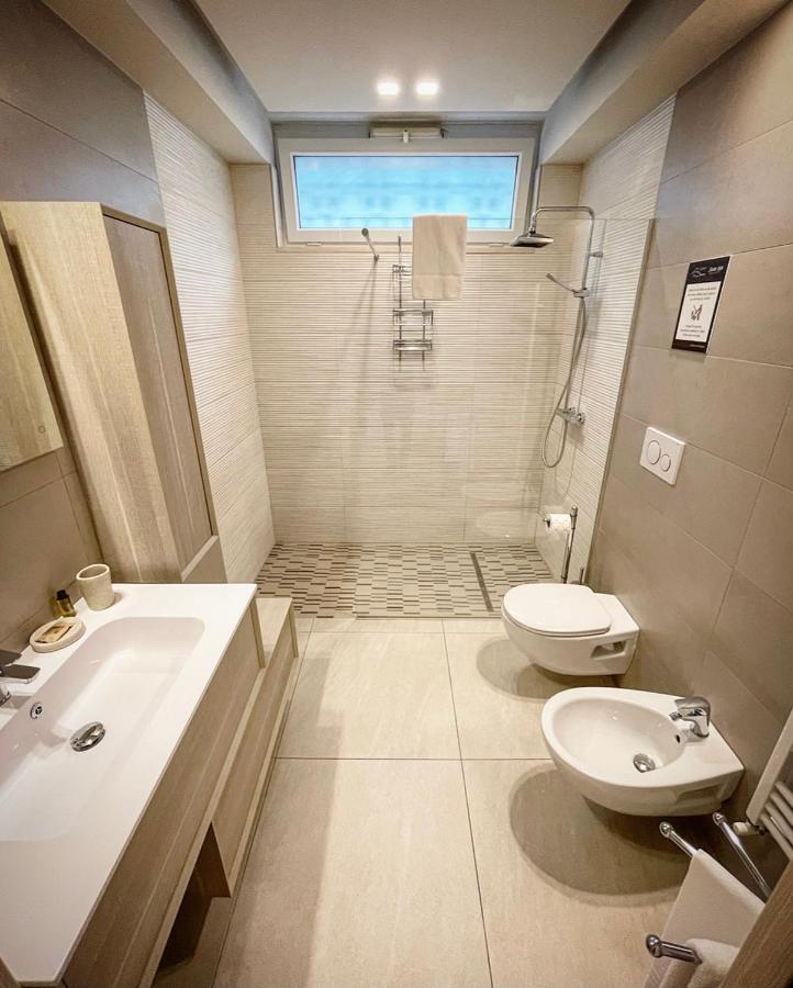 Suite169 In Villa Bari Bagian luar foto