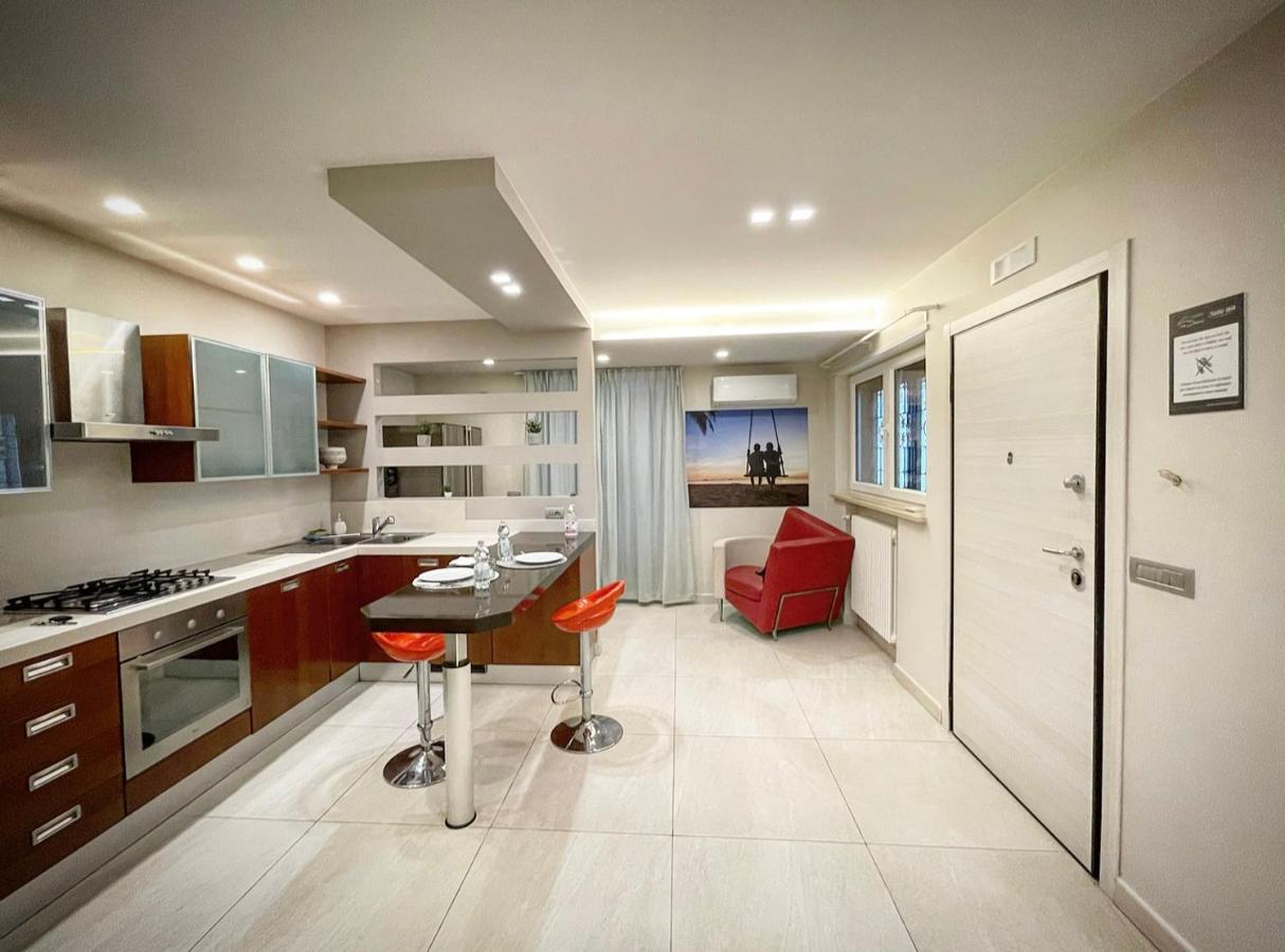 Suite169 In Villa Bari Bagian luar foto