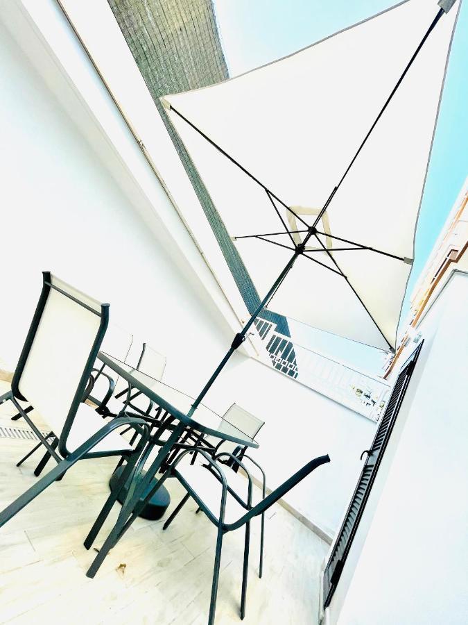 Suite169 In Villa Bari Bagian luar foto