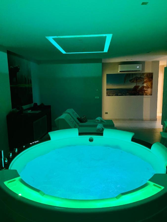 Suite169 In Villa Bari Bagian luar foto